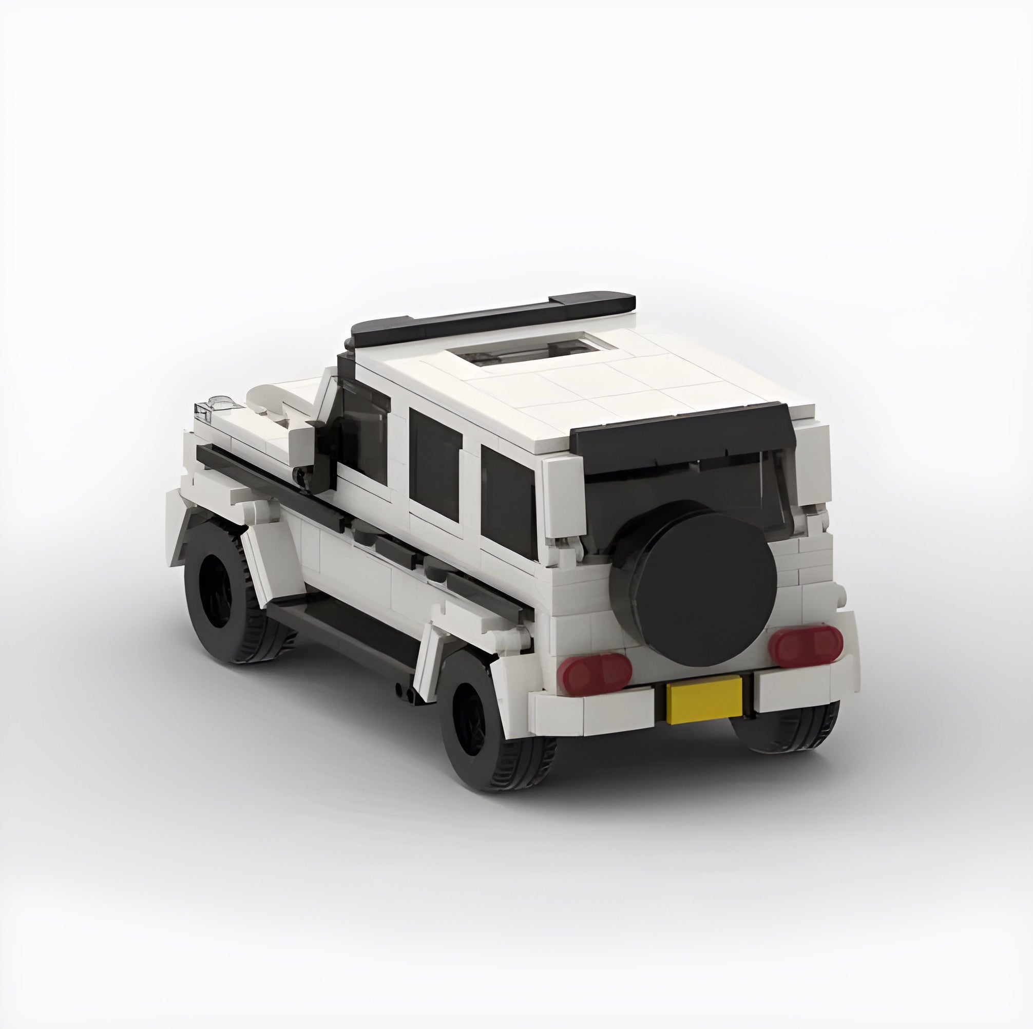 mercedes-g63-white-821827-1