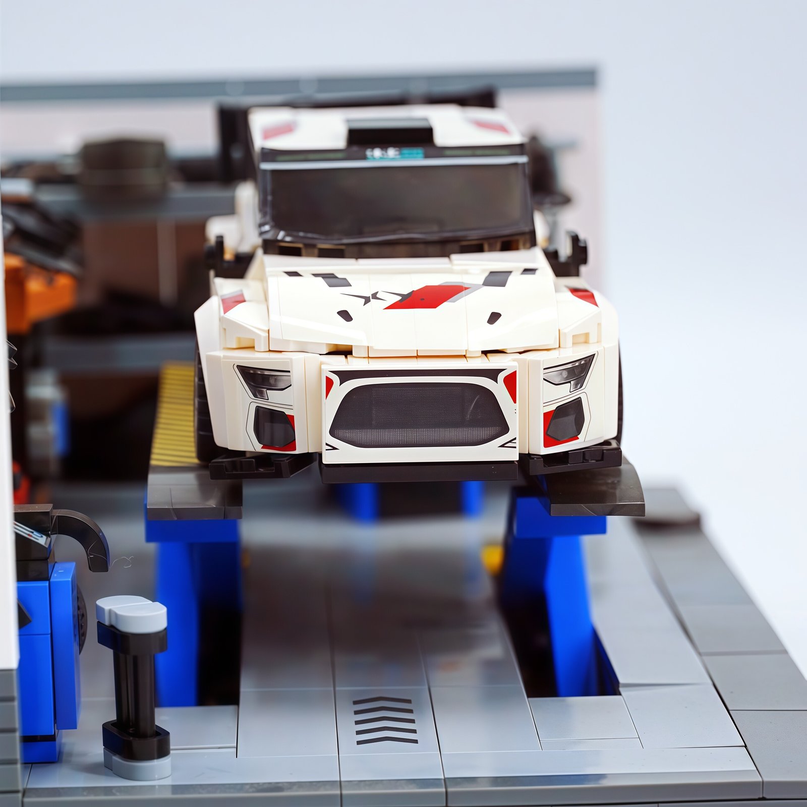 Shuangying's "The Fast and the Furious 3" car building blocks, the same car model, racing remote - control sports car assembling toy. - Image 8